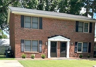 1st image of 102 Paul Cir