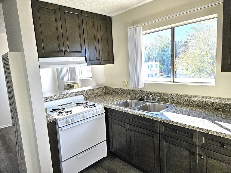 8737 Burnet Ave #17 — Photo 6