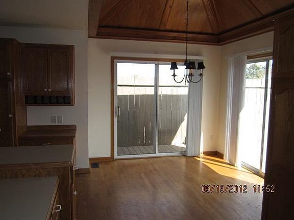 4th image of 515 Whitestone Dr