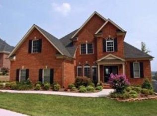 248 Brooke Valley Blvd, Knoxville, TN 37922