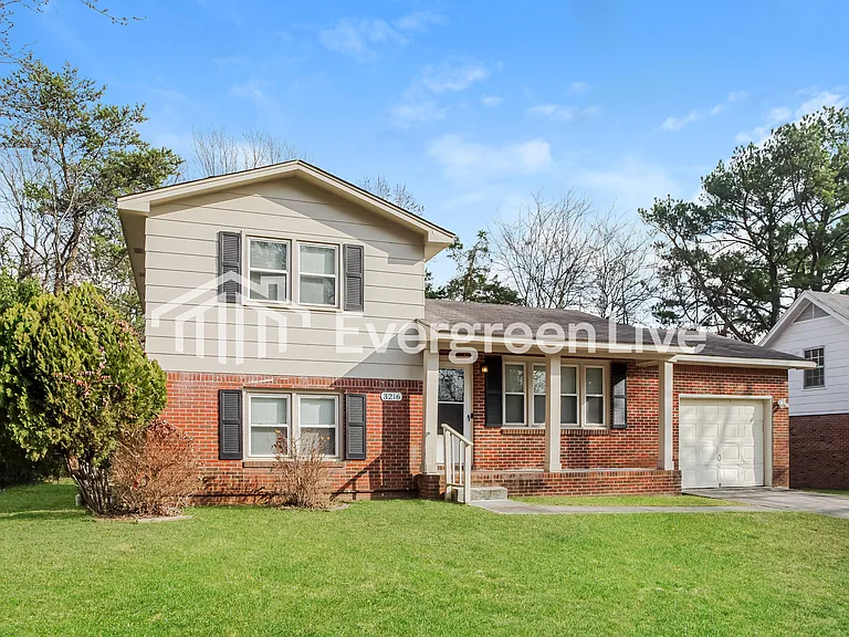 3216 Teton Dr NW — Photo 2