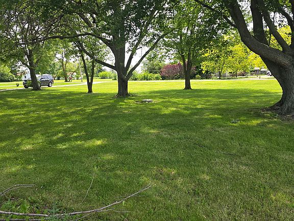 5th image of 7838 Bradner Rd