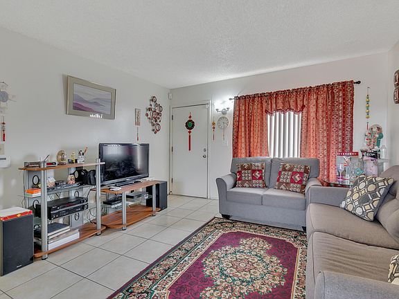 4th image of 7331 E Bellingham Dr
