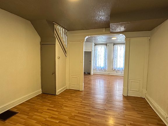 5th image of 4547 N Bouvier St