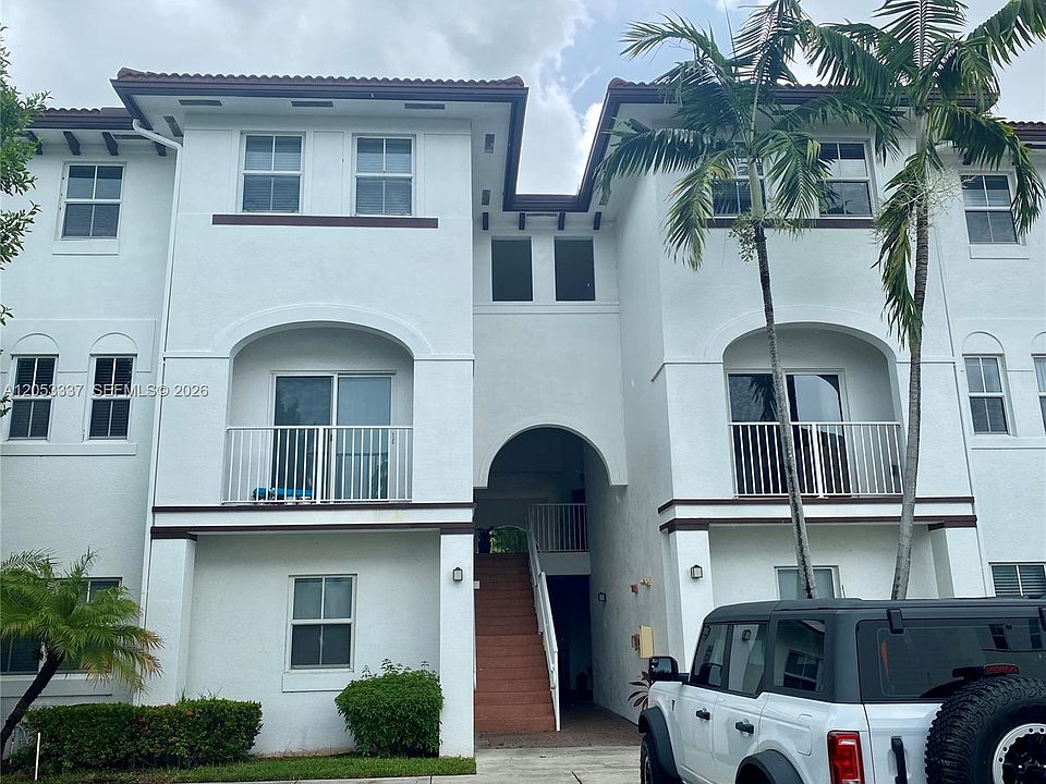 1st image of 8960 NW 97th Ave APT 220