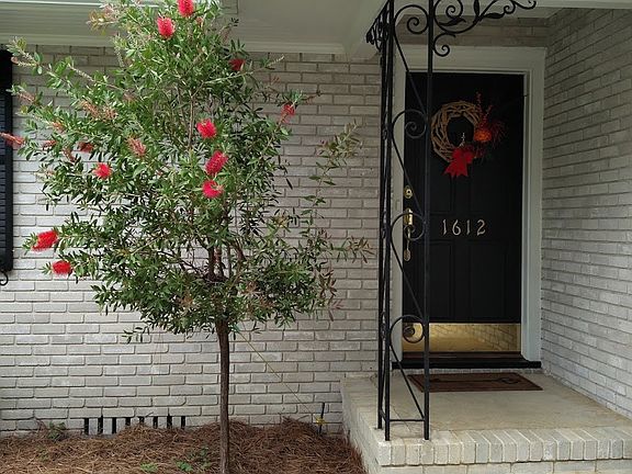 3rd image of 1612 Williams St