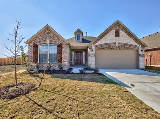 624 Fossil Creek Dr, Little Elm, TX 75068