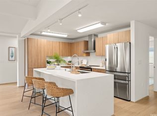 1126 Lunaai St, Kailua, HI 96734