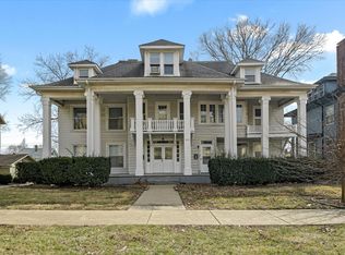611 W University Ave APT 1, Champaign, IL