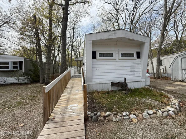 525 E Main Street #C4, Tuckerton, NJ 08087