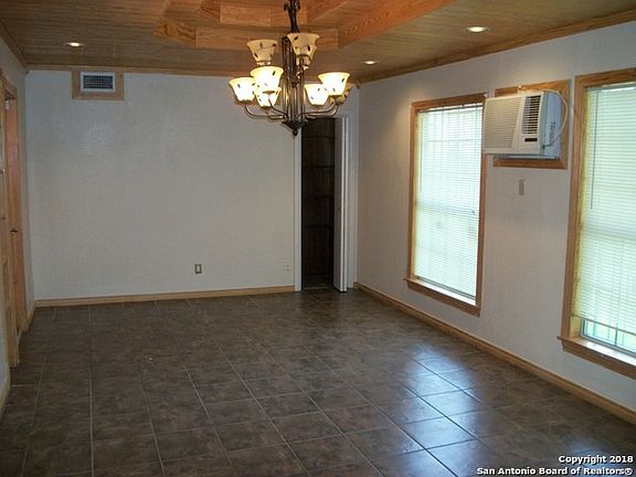 4th image of 807 McDougal Ave
