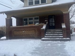 7726 Coolidge Ave, Center Line, MI 48015