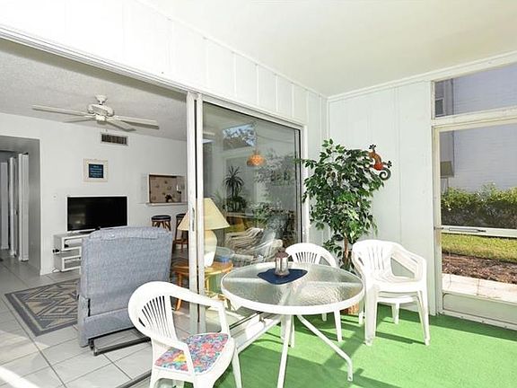 5th image of 1126 W Peppertree Ln #234