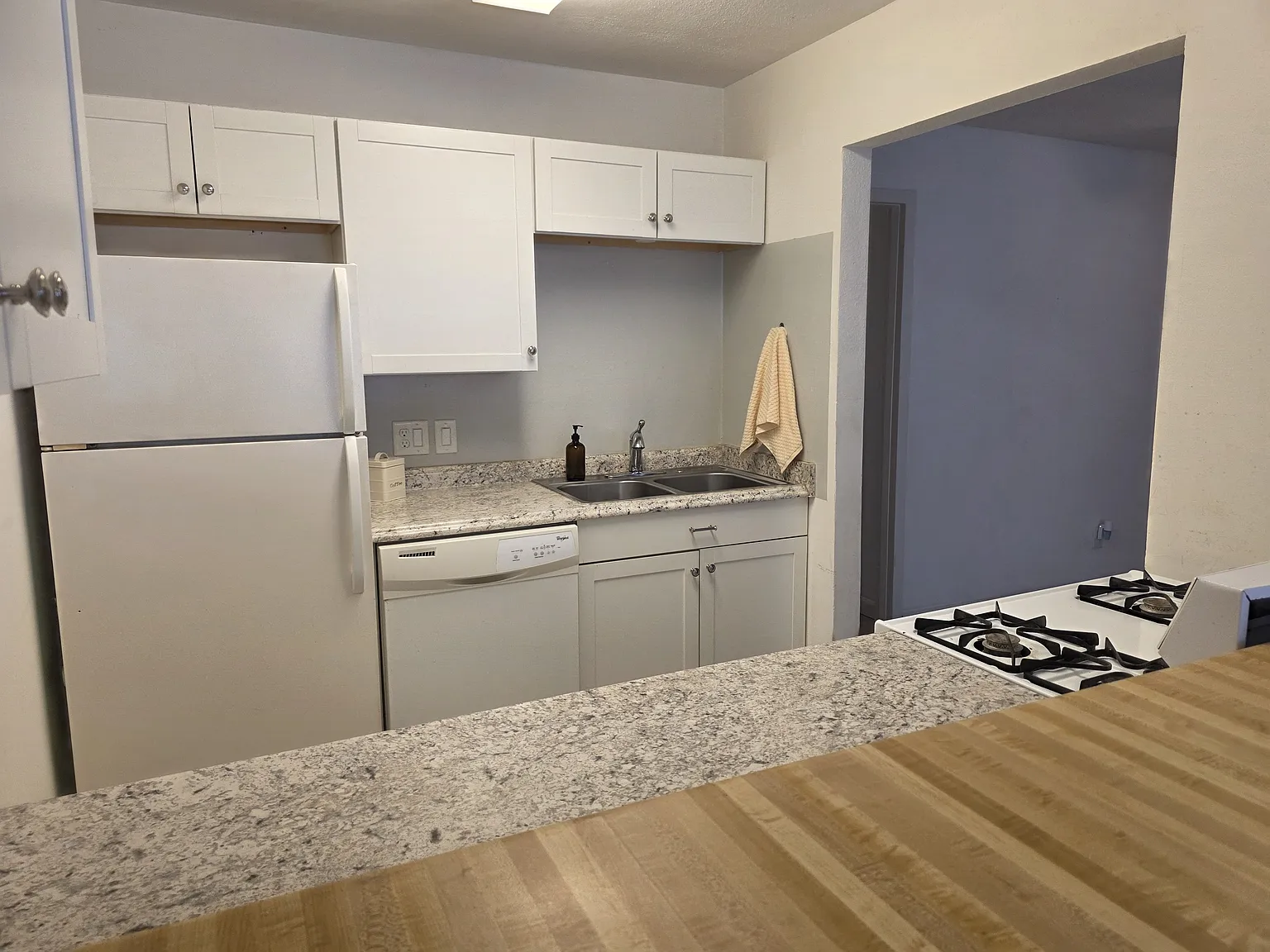 2 bed, 1114 sqft, $1,200 — Photo 2
