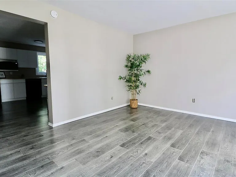 35 Apple Ln #35 — Photo 3
