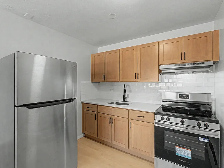 21A3B Spring St #B3 — Photo 2