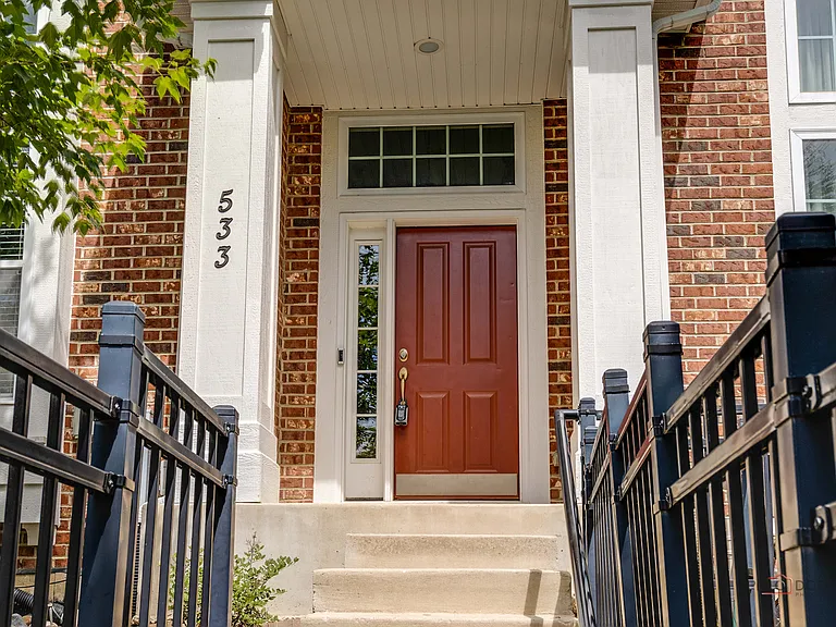 533 Plaza Pl #533 — Photo 8