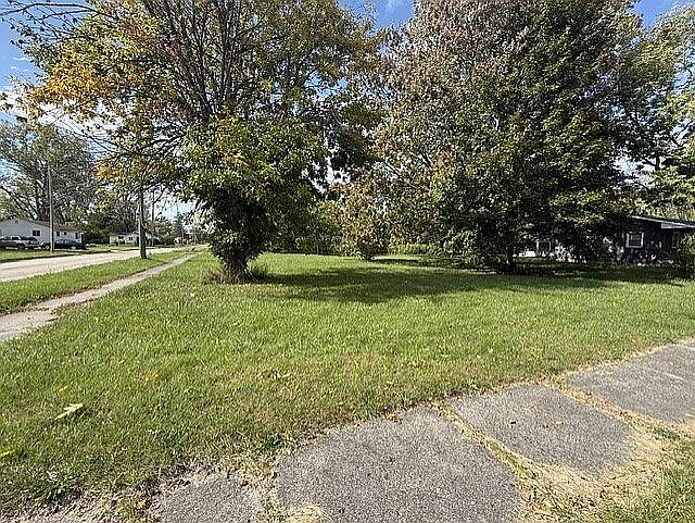2nd image of 3263 Oakwood Ave