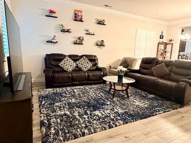 2930 Shady Acres Loop — Photo 6