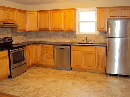 61 Woodlawn Ave Photo 1