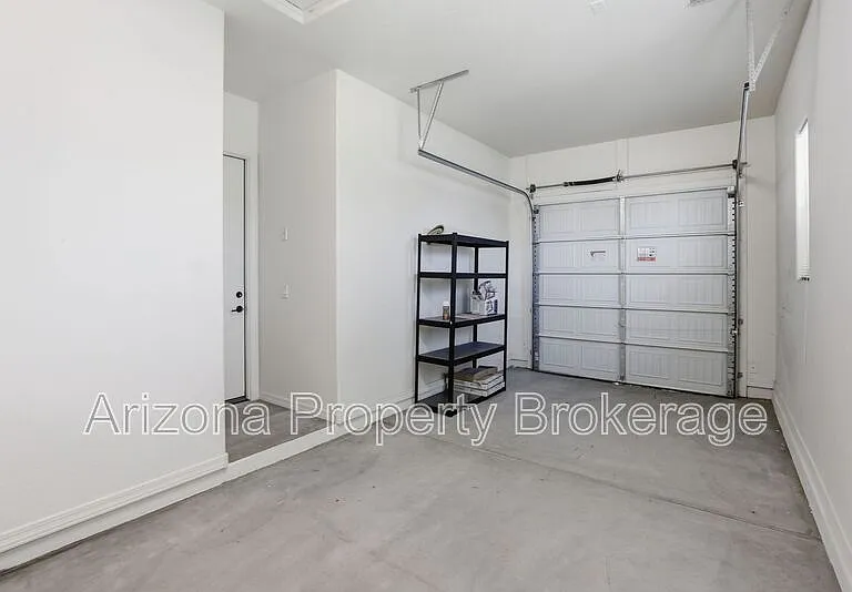 16192 W Berkeley Rd — Photo 18