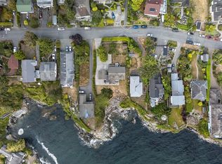436 Constance Ave, Esquimalt, BC V9A6N3