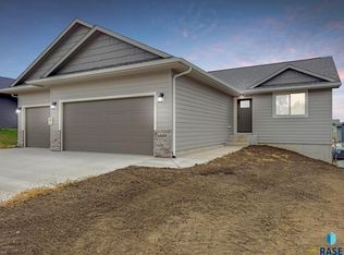6809 W Viola Ct, Sioux Falls, SD 57107