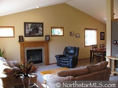 2nd image of 115 Frontier Ct