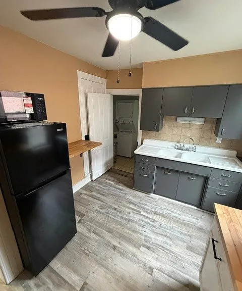 33 S Pleasant Ave #2 — Photo 3
