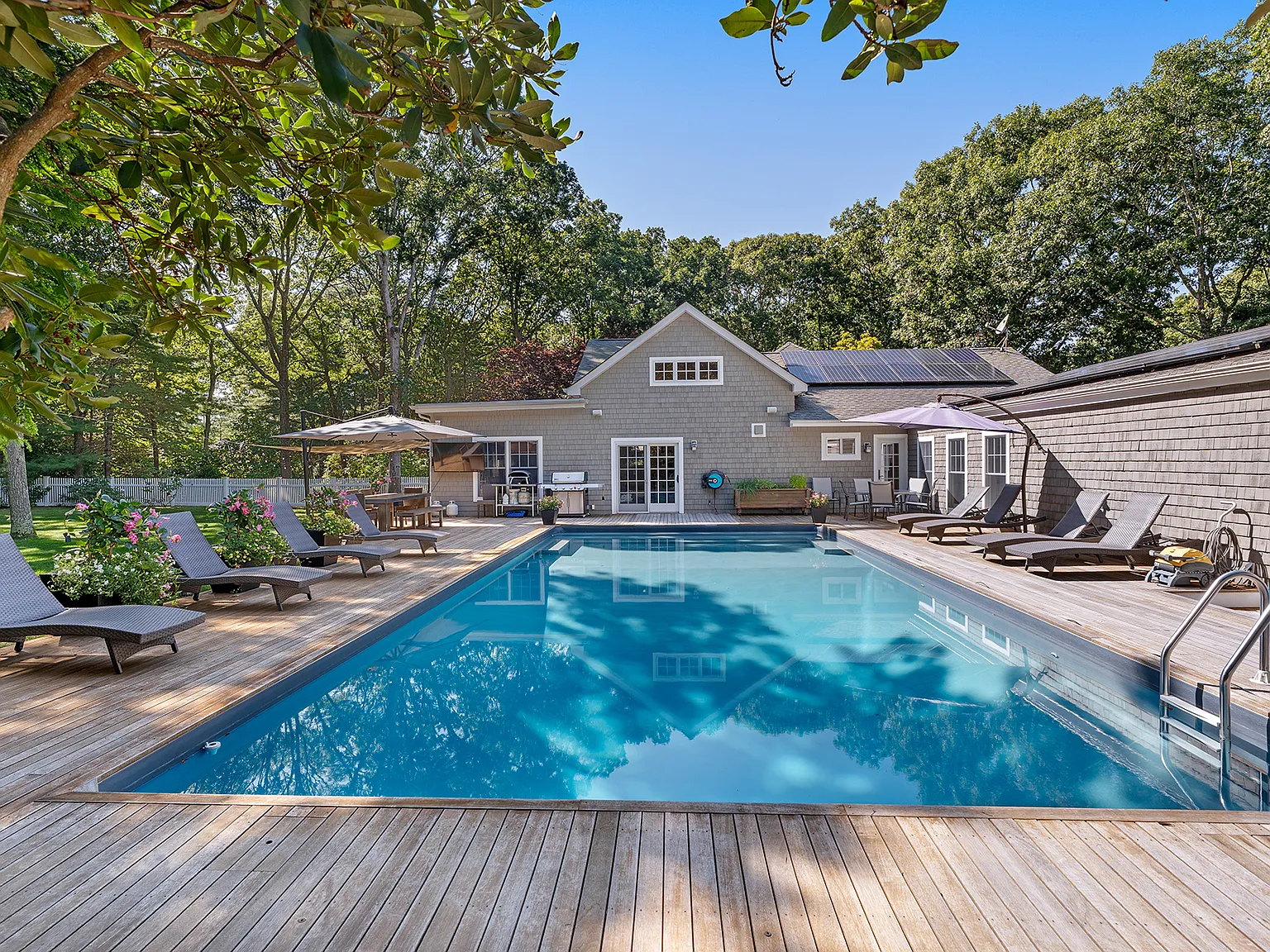 Post Modern in the Heart of Quogue — Photo 1