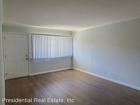 3rd image of 440 S Bernardo Ave APT 4
