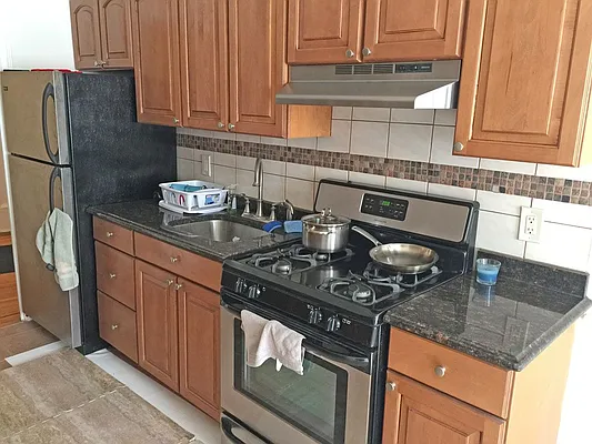 Rented by Dwell Residential Inc | media 3