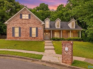 2401 Ermine Dr, Huntsville, AL 35810
