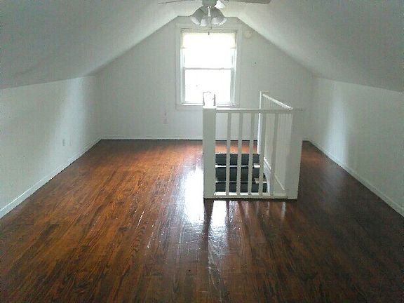 2nd image of 818 W Parrish Ave