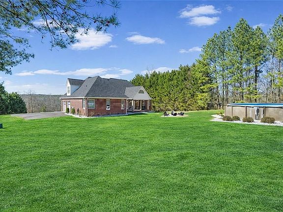 3rd image of 1746 Wayside Rd