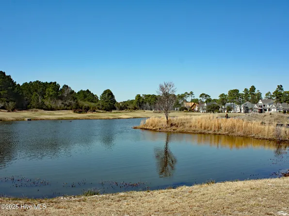 597 Barrington Place SW, Ocean Isle Beach, NC 28469