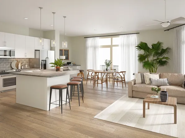 The Court at Redstone