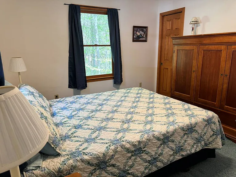 124 Auburn Hill Dr — Photo 18