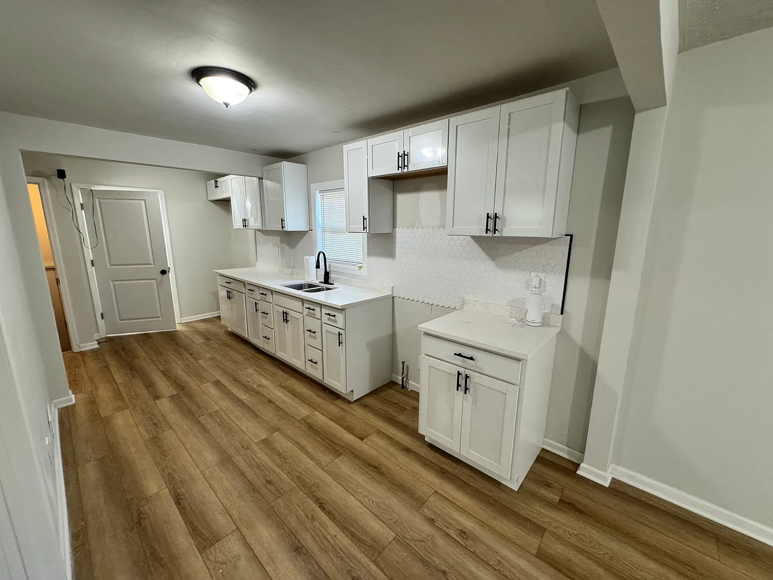 2649 Monroe St — Photo 1