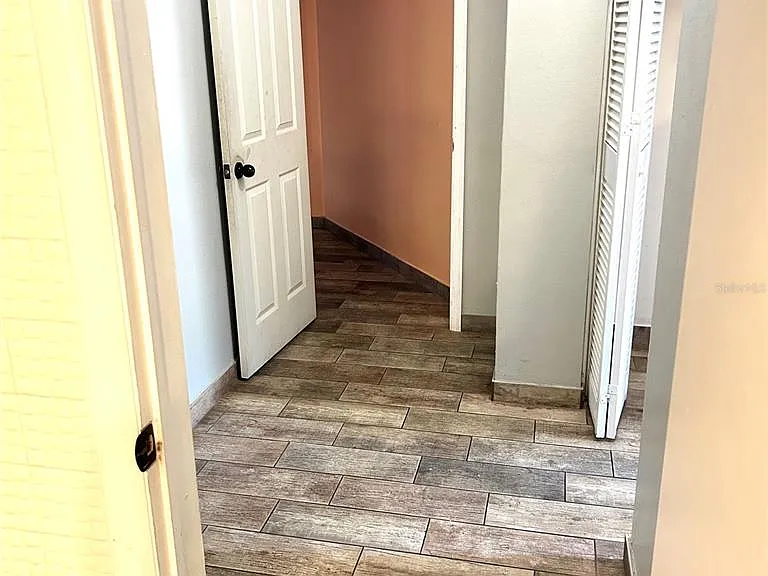 2152 Greenbriar Blvd — Photo 27