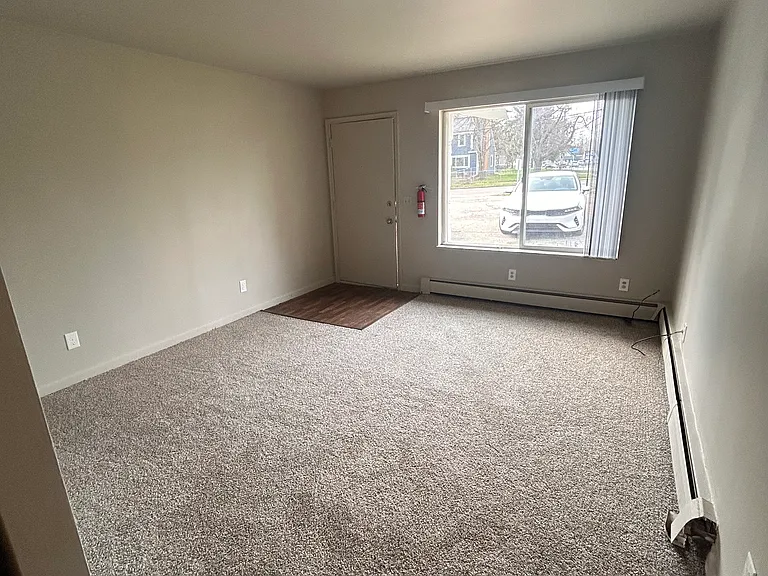 907 Homecrest Ave #1 — Photo 1