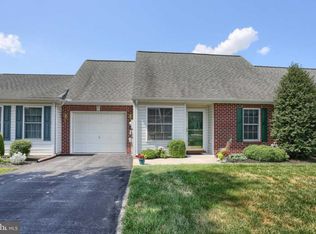 43 Ridgeway Dr, Mechanicsburg, PA 17050
