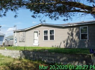 120 Dakota Rd, Maxton, NC 28364