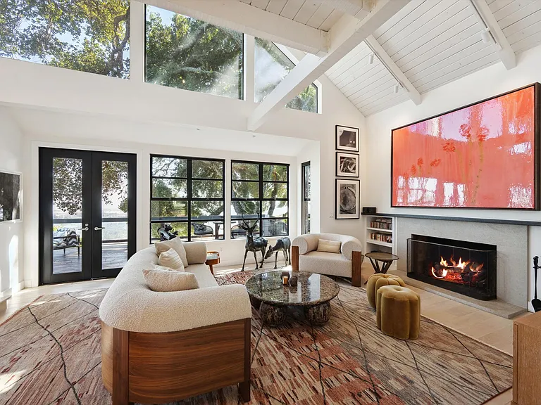 1090 Bart Rd — Photo 7