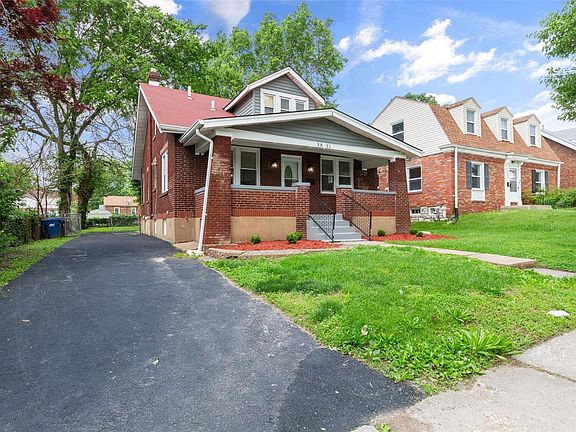 3rd image of 3831 Lawler Dr