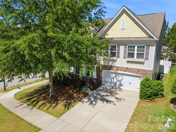 1037 Pennington Dr, Lancaster, SC 29720