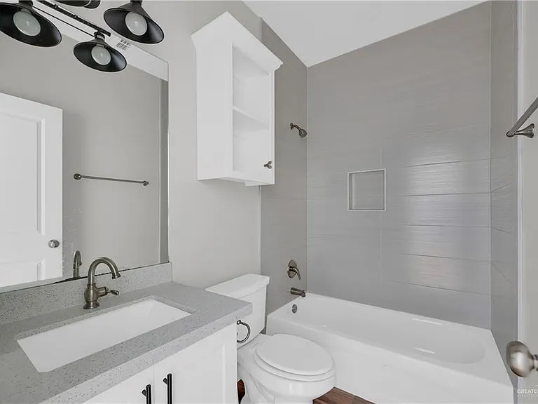 2605 E Israel Ave #3 — Photo 10