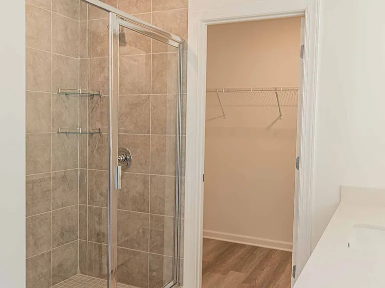 3318 Pepperpike Ct — Photo 12