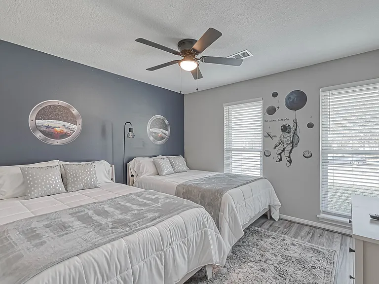 1310 Antigua Ln — Photo 5