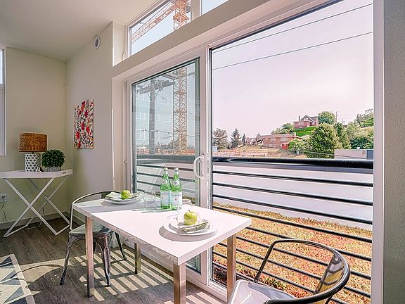 5th image of 4801 Fauntleroy Way SW Unit 315